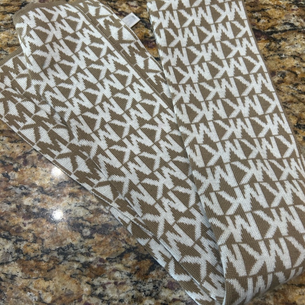 Michael Kors Tan and Cream Knit Scarf & Beanie